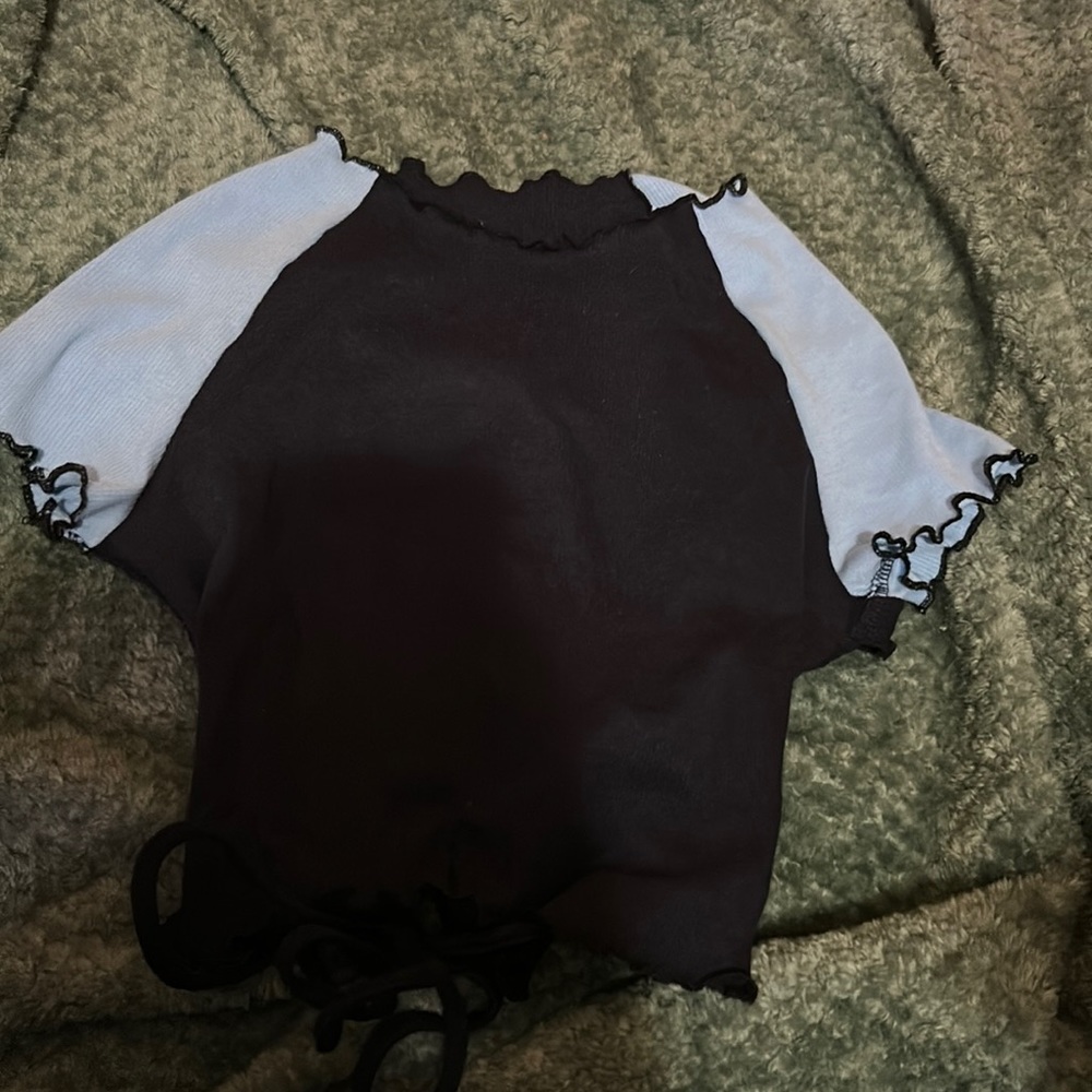 Open back tie blue shirt